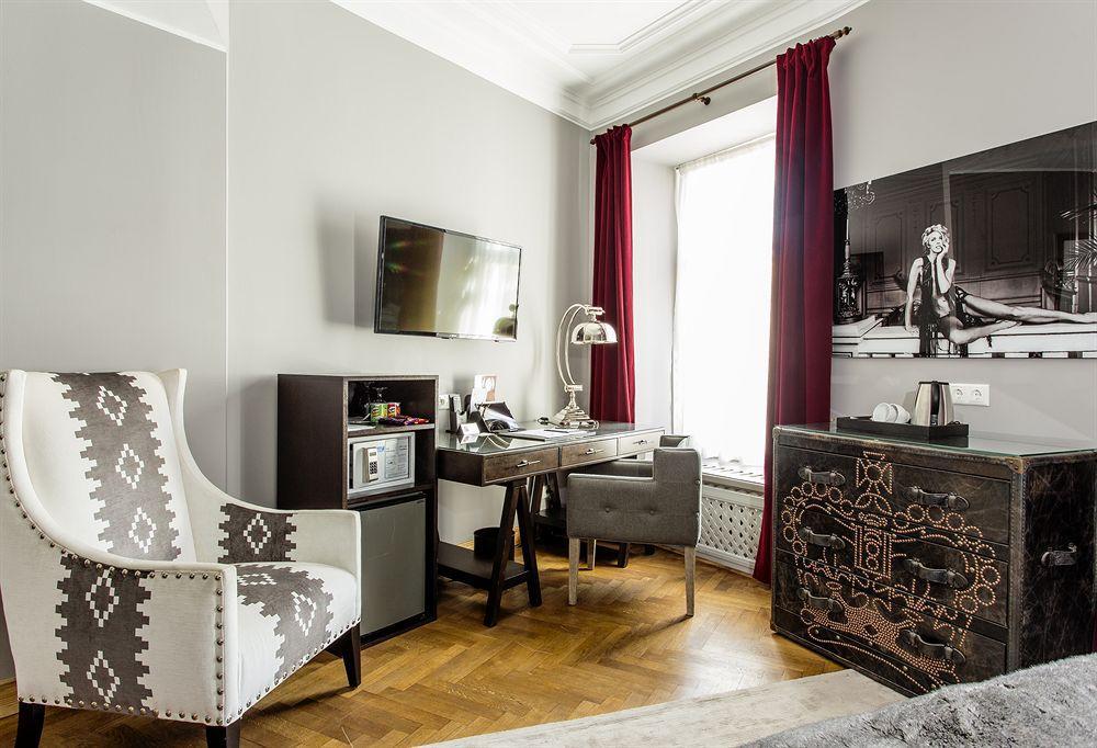 St. Petersbourg Hotel - Small Luxury Hotels Of The World Tallinn Buitenkant foto
