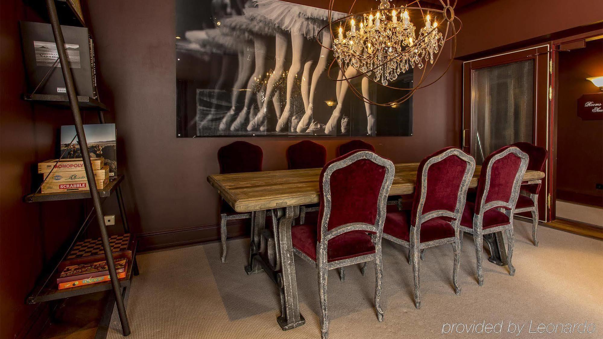 St. Petersbourg Hotel - Small Luxury Hotels Of The World Tallinn Buitenkant foto