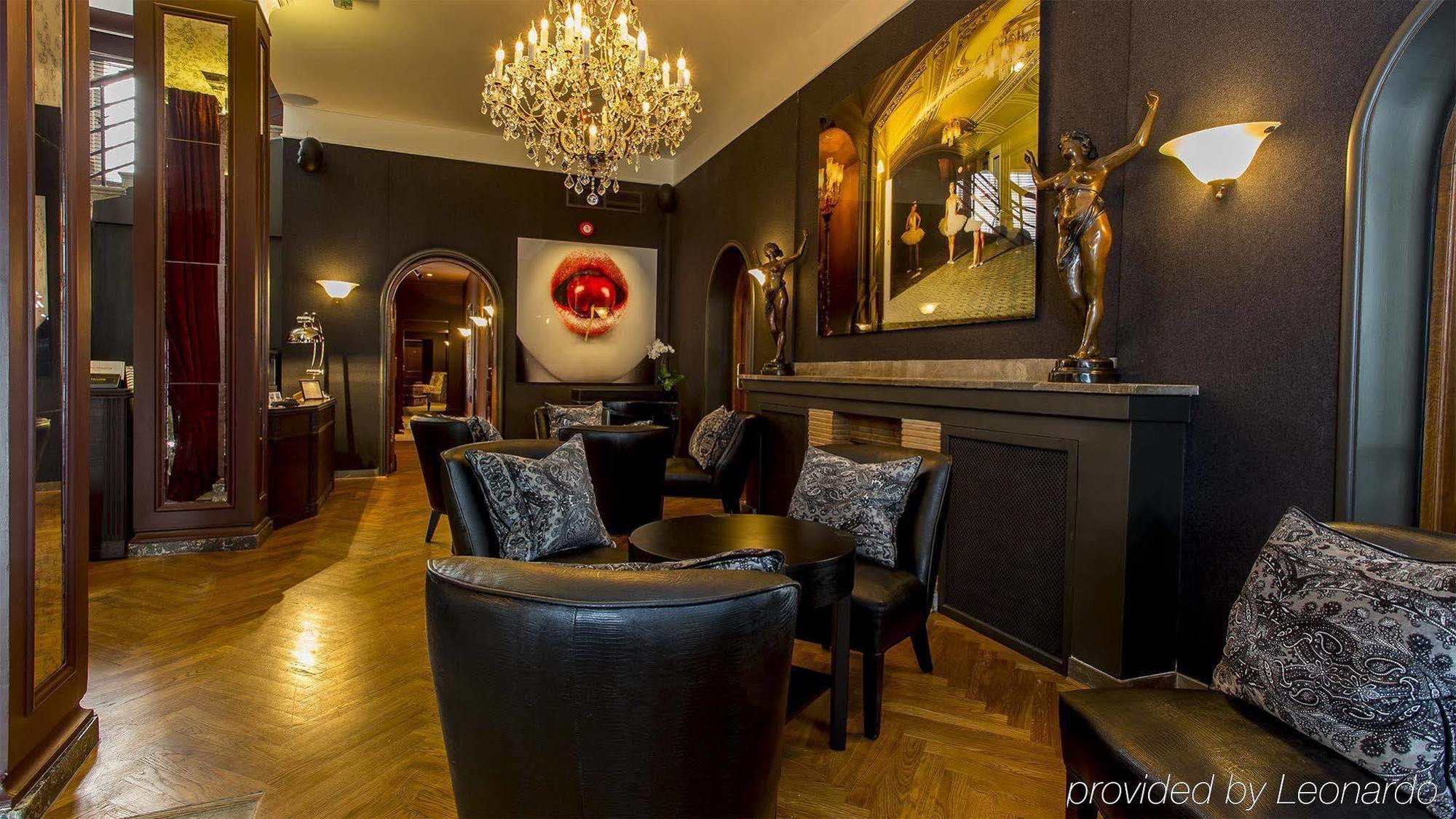 St. Petersbourg Hotel - Small Luxury Hotels Of The World Tallinn Buitenkant foto