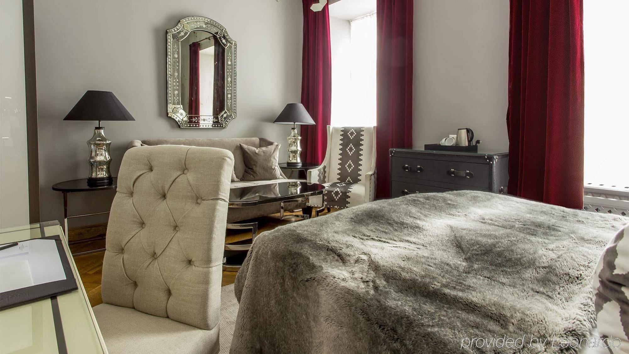St. Petersbourg Hotel - Small Luxury Hotels Of The World Tallinn Buitenkant foto